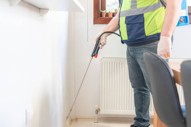 Best Mosquito Control Services  in Louisville, MS